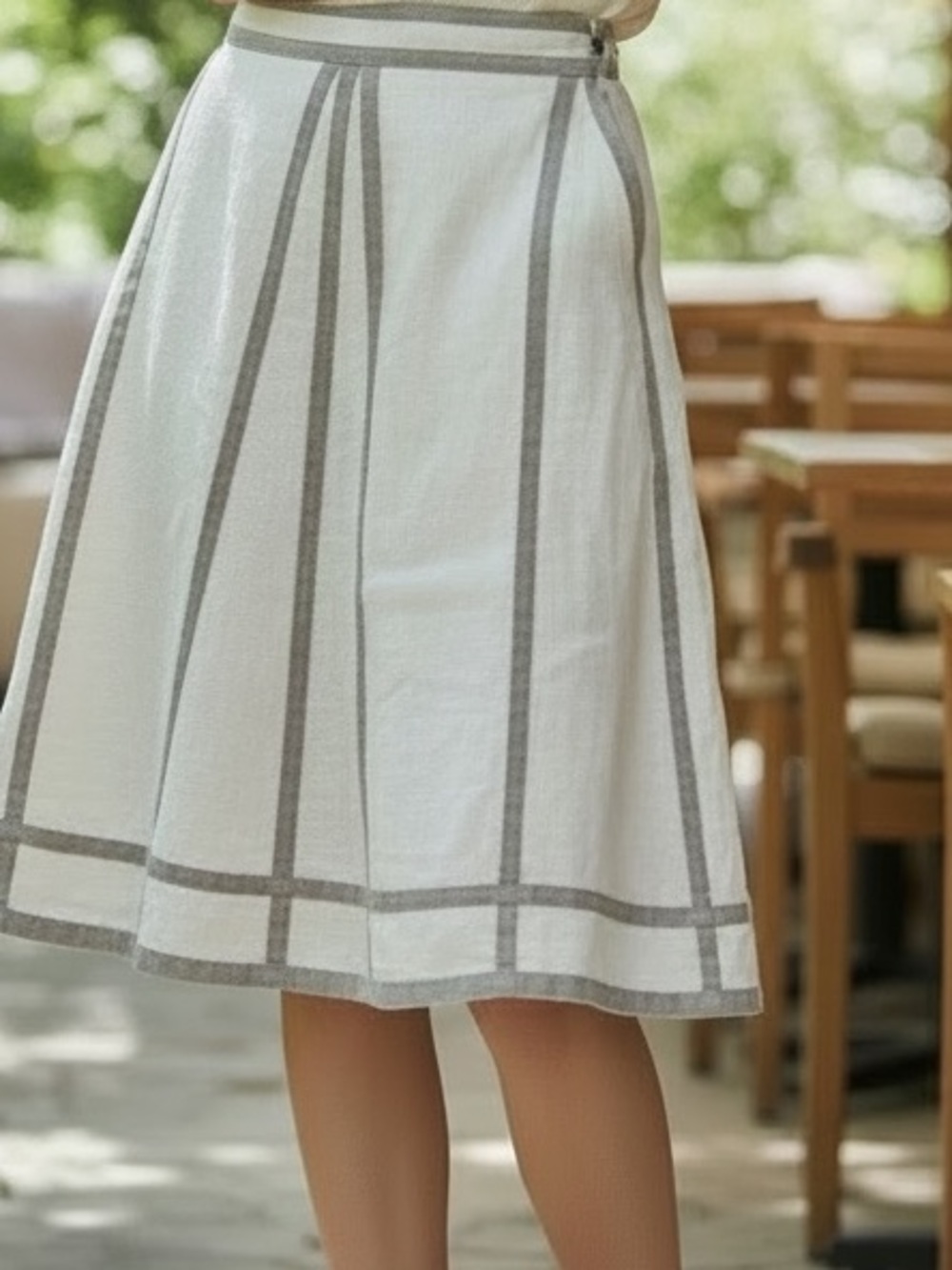 ADEC2 Off White Linen-Blend A-Line Skirt with Gray Trim- Size 14